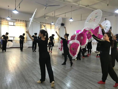 藝術之光照亮黨史 文藝創作與表演如何推動黨史學習教育深入人心